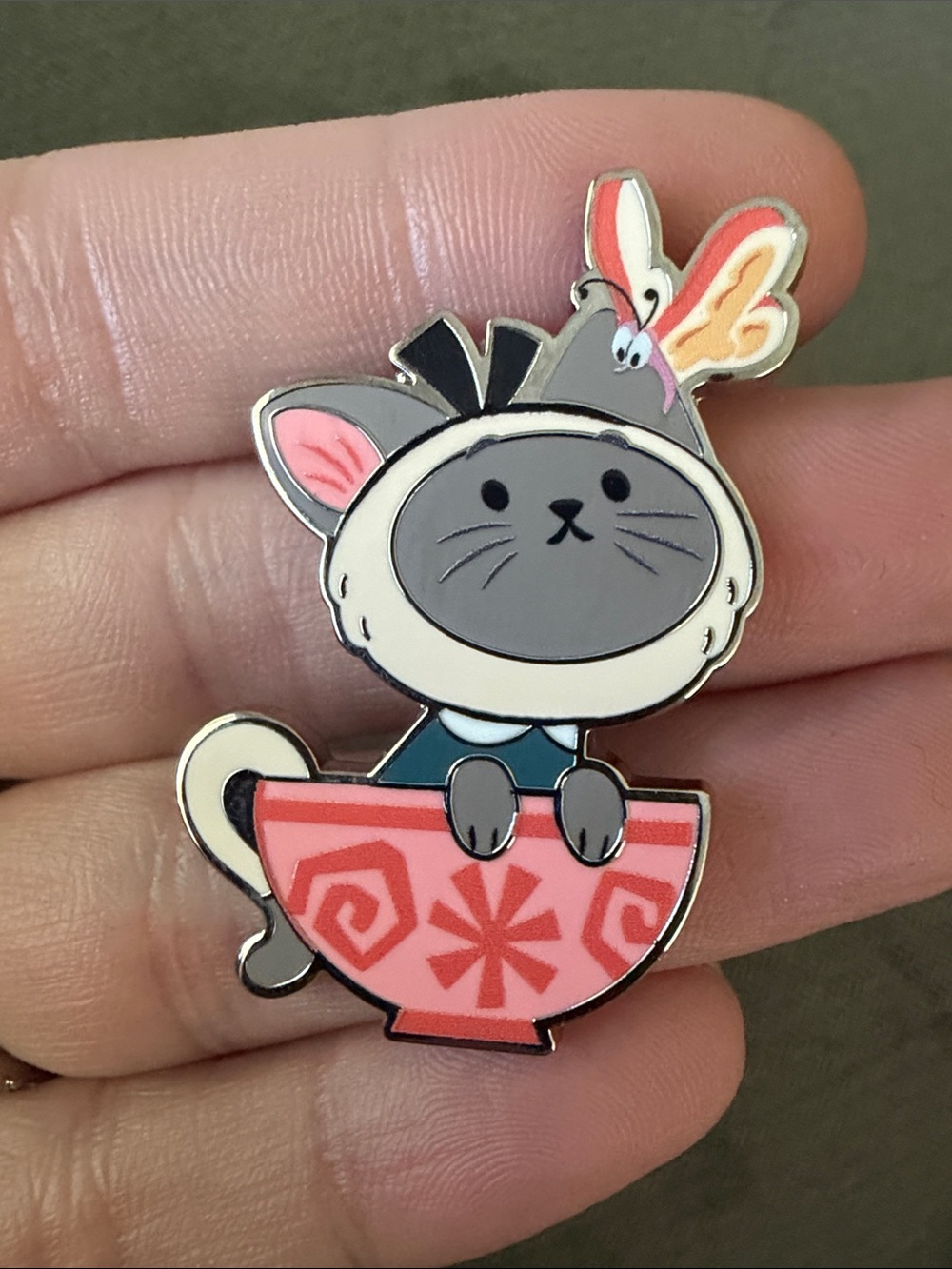 Disney Cats and Dogs Halloween Series Pin  – Limited Release - Cat in Teacup